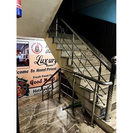 Hotel Preeti,Lalitpur Exterior photo